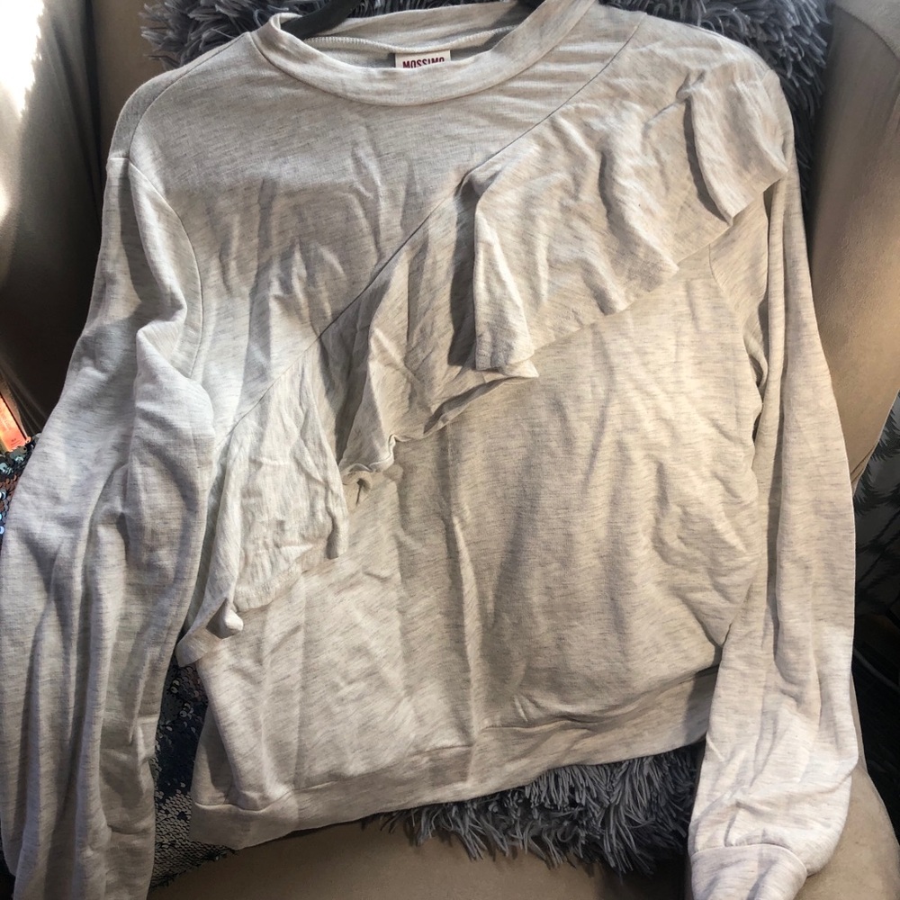 Mossimo Ruffle Front Gray Long Sleeve Shirt
